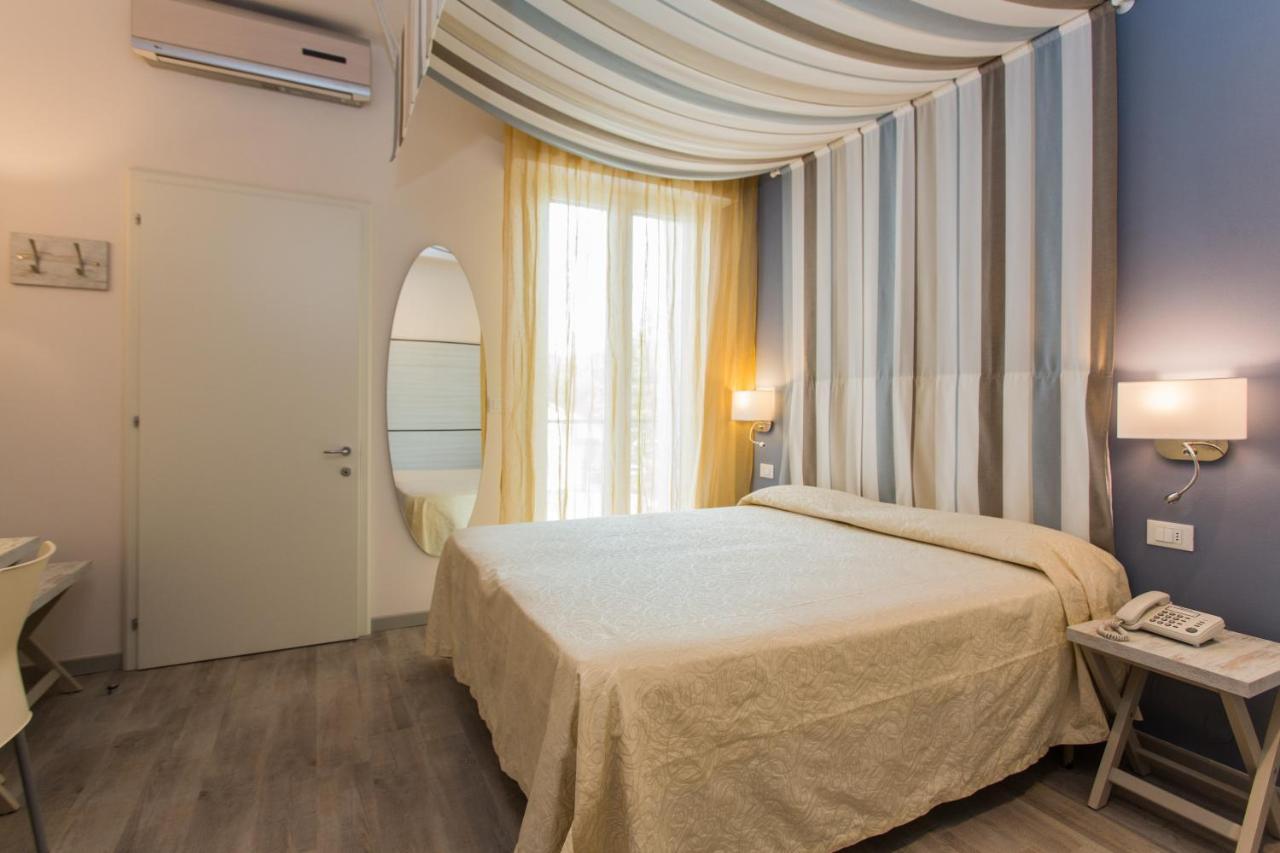Hotel Trieste 체제나티코 외부 사진